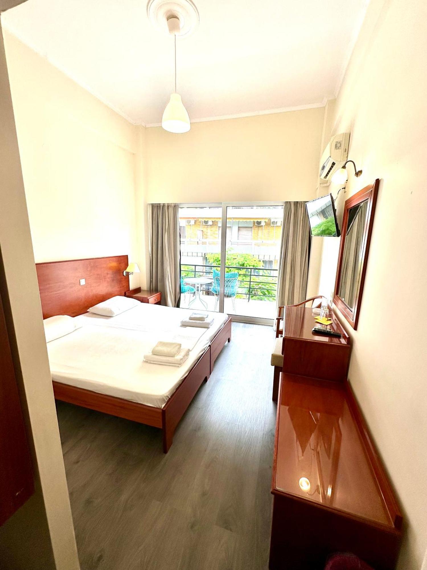 Hotel Akti Loutráki Zimmer foto
